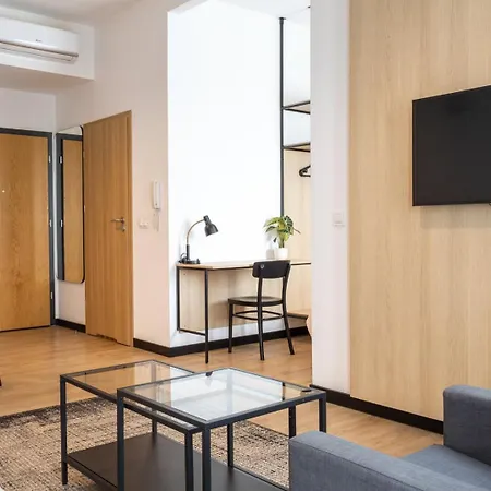 Apartament - National Stadium - View Of The Stadium And Warszawa